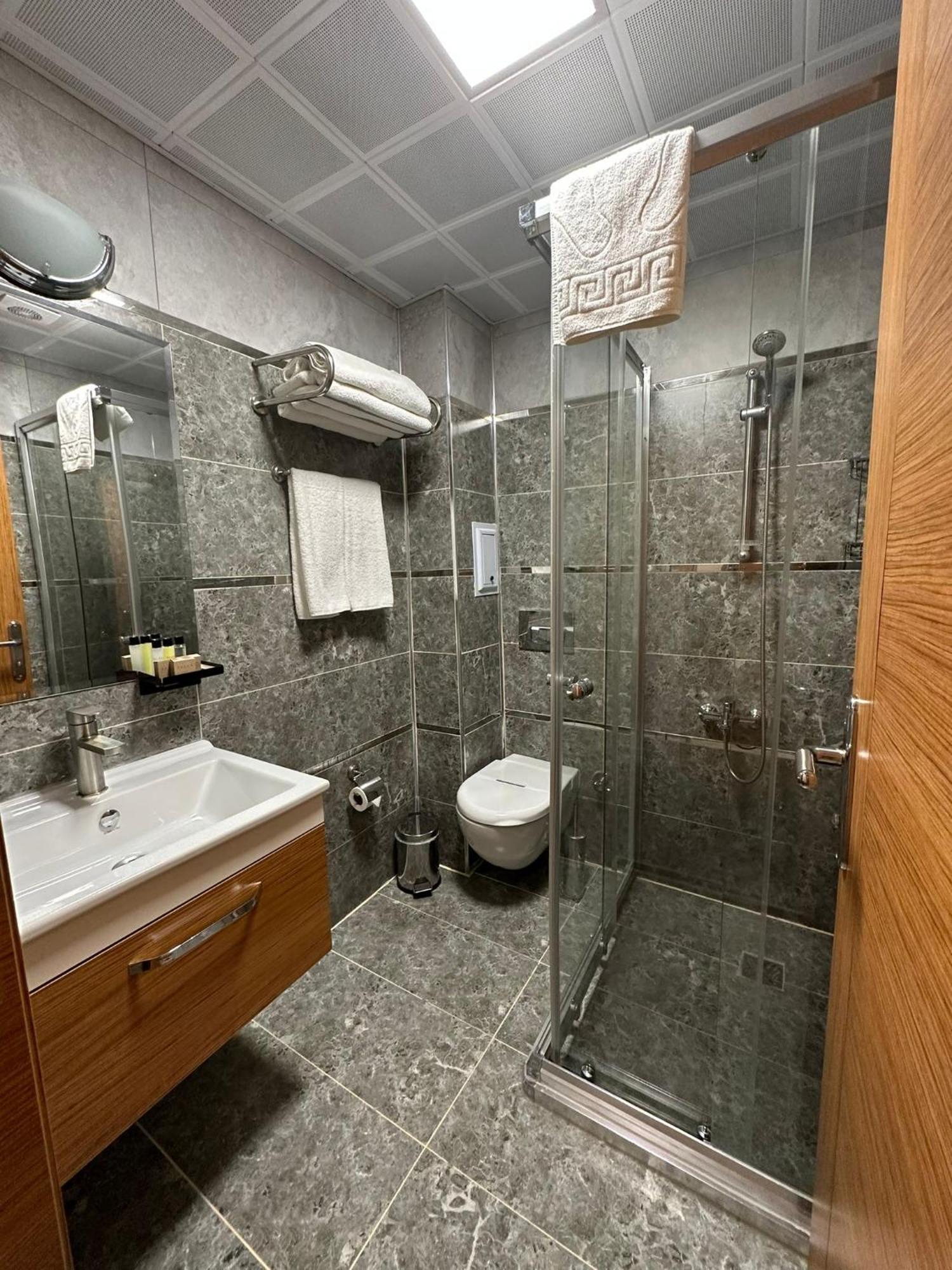Resun Hotel Ankara Bagian luar foto